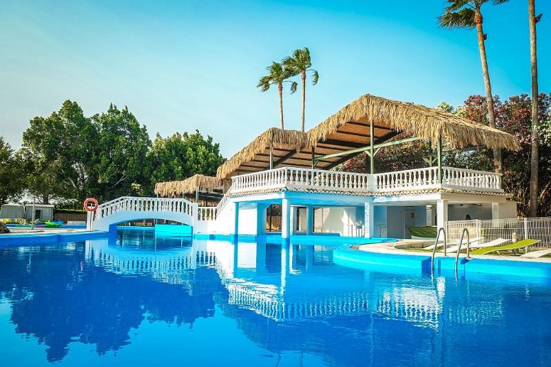 Tu&Me Resort - Adults Only Gandia Exterior photo